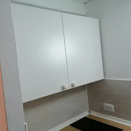 Studio Apartman Enya *