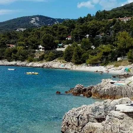 Studio Apartman Enya Miholascica