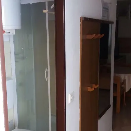 Studio Apartman Enya Apartment