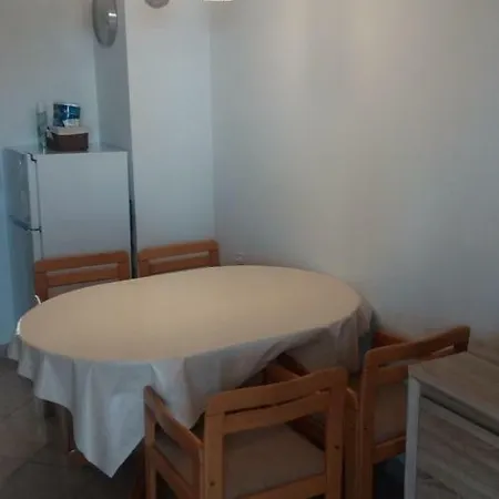 Apartman Studio Apartman Enya Miholascica