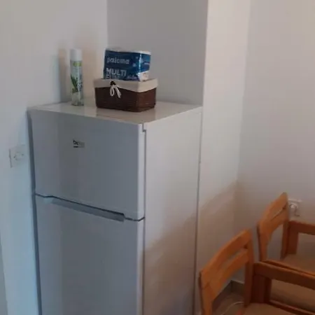 Studio Apartman Enya Miholascica